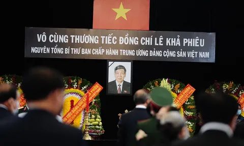 Tổ chức trọng thể Lễ viếng nguyên Tổng Bí thư Lê Khả Phiêu tại TP Hồ Chí Minh